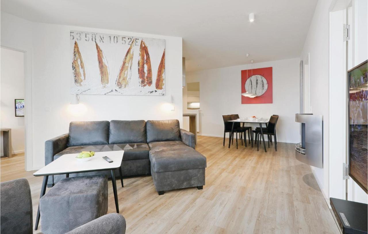 Stunning Apartment In Luebeck Travemuende With Wifi Extérieur photo