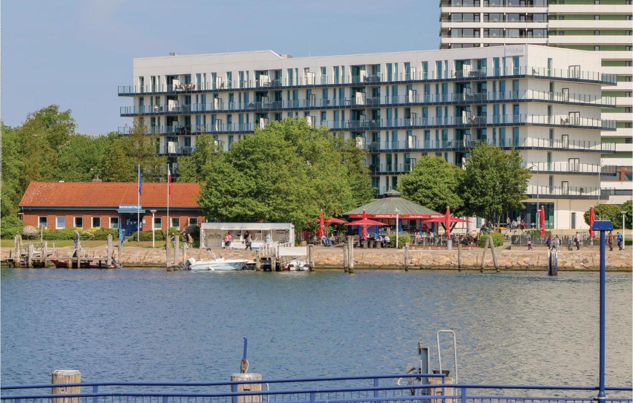 Stunning Apartment In Luebeck Travemuende With Wifi Extérieur photo
