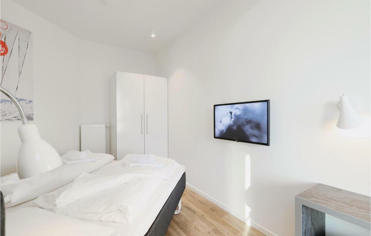 Stunning Apartment In Luebeck Travemuende With Wifi Extérieur photo